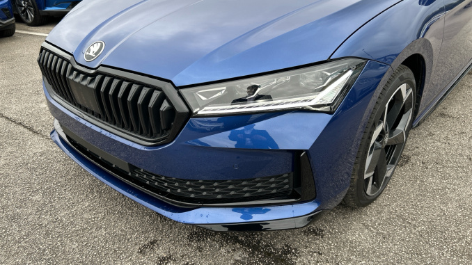 Skoda Superb 1.5 TSI e-TEC Sportline 5dr DSG Petrol Hatchback - Image 55